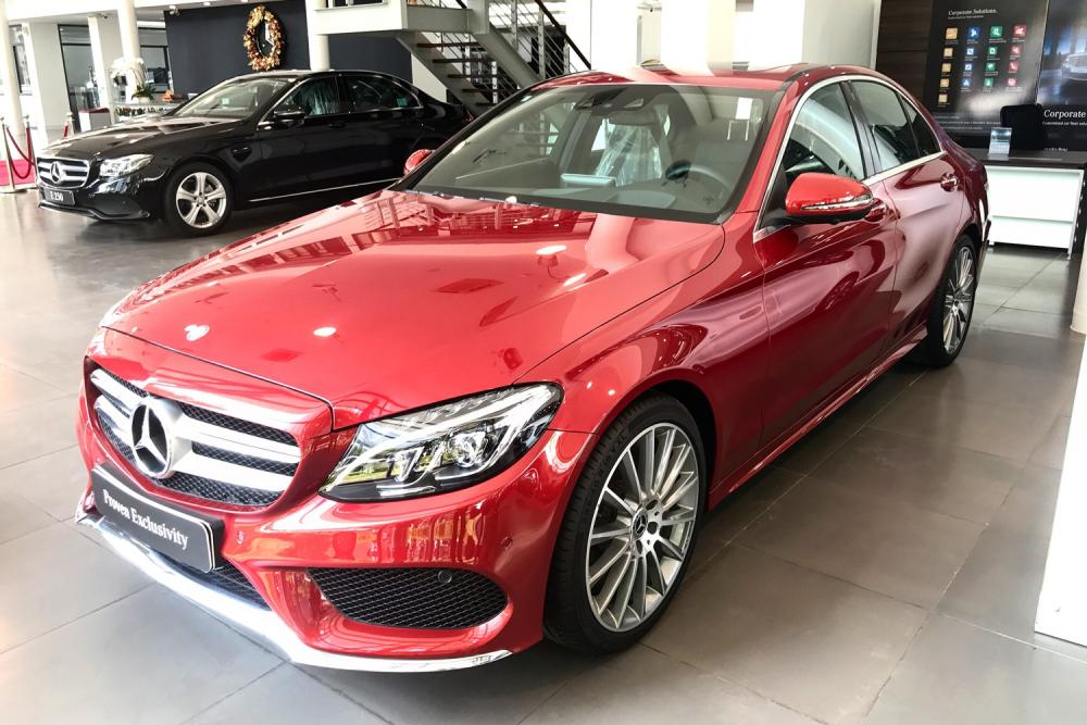 Used 2018 MercedesBenz CClass C 300 Coupe 2D Prices  Kelley Blue Book